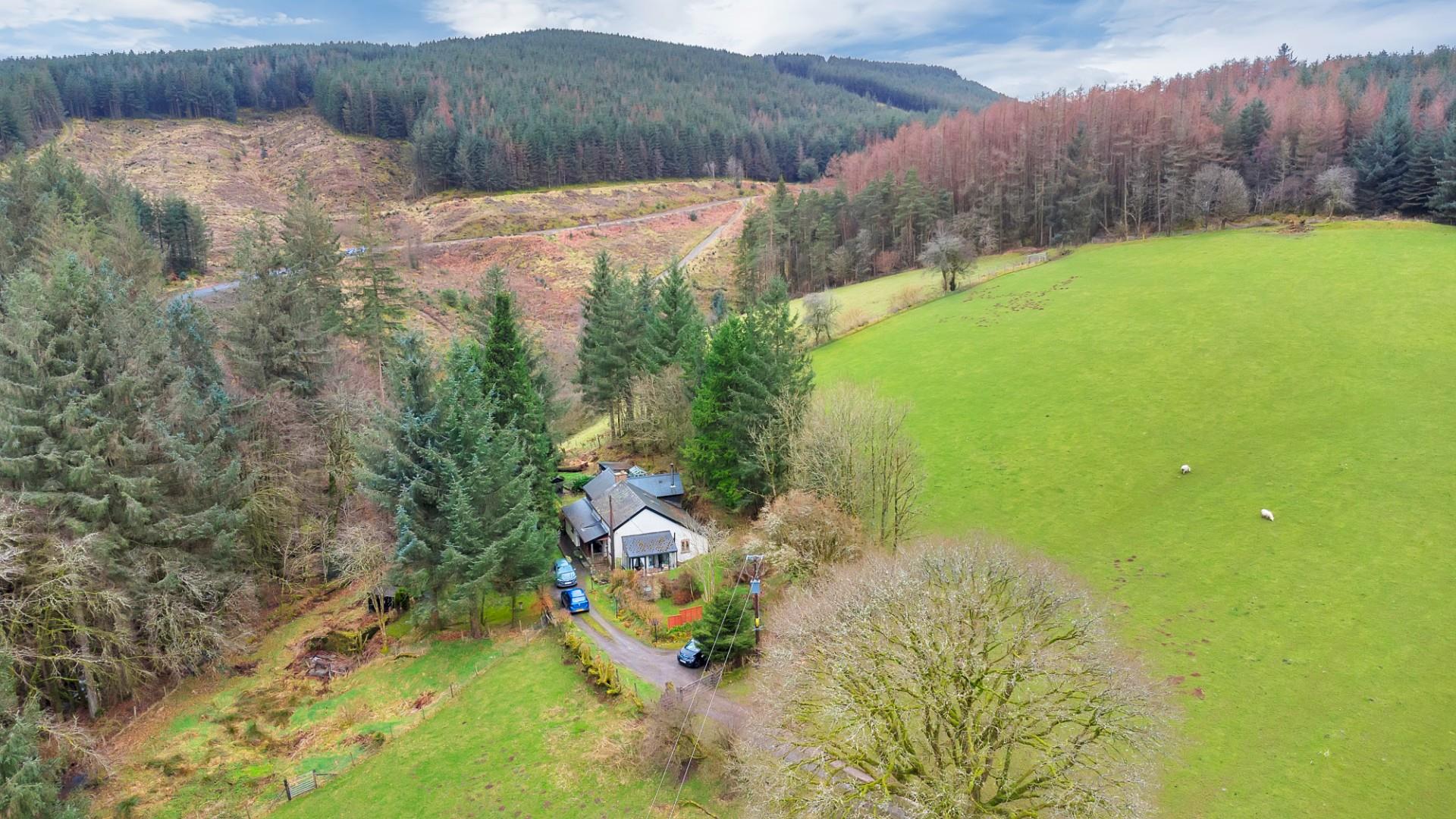 Foel Goch,, Llanidloes, SY18 6PS Estate Agents & Auctioneers